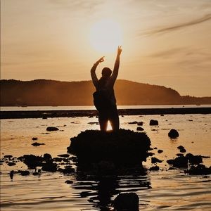 Meet your Posher, Molly cate